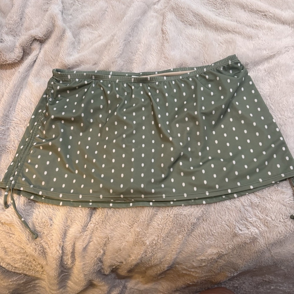 Swim by Cacique Green Polka Dot Ruched Side Swim Skirt Plus Sz 16